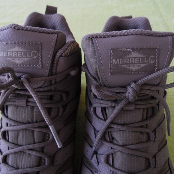 MERRELL tactical mens boots size 11.5 with 16 pictures to help you decide :) main image 16